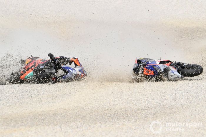 Accidente de Miguel Oliveira, Red Bull KTM Tech 3, Pol Espargaró, Red Bull KTM Factory Racing