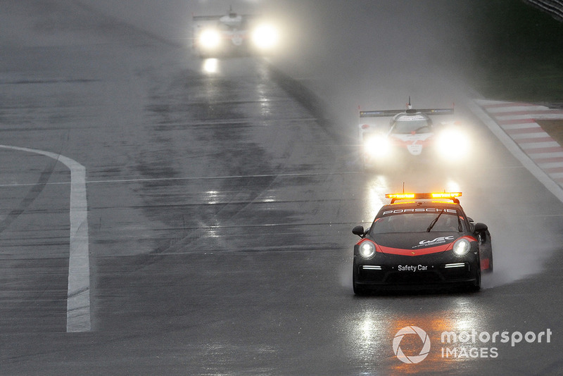 Safety car