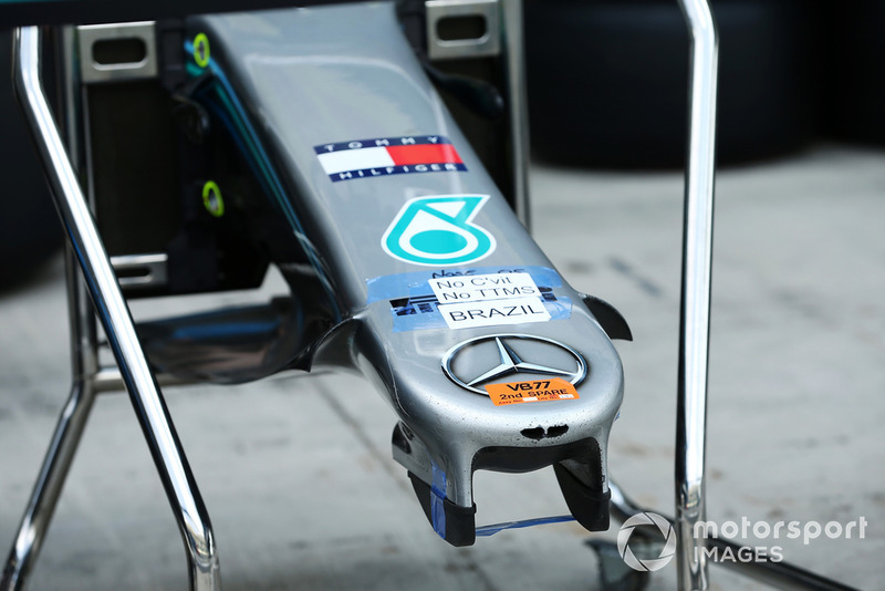 Detail hidung depan Mercedes-AMG F1 W09
