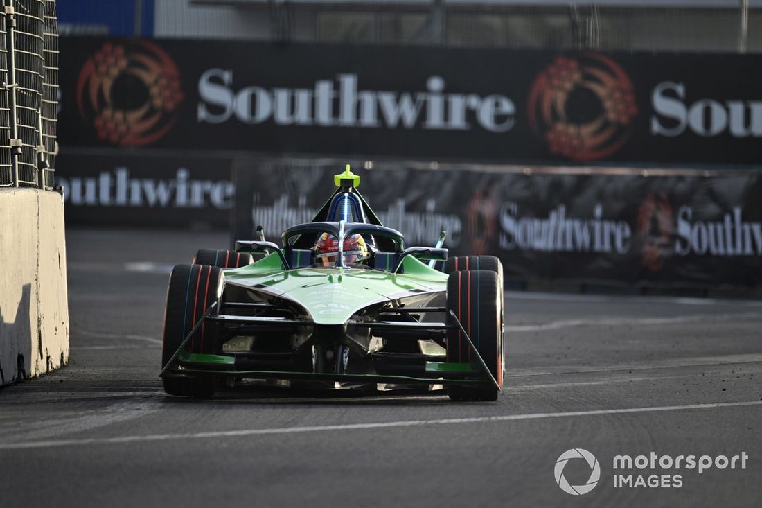 Robin Frijns, Envision Racing, Jaguar I-TYPE 6