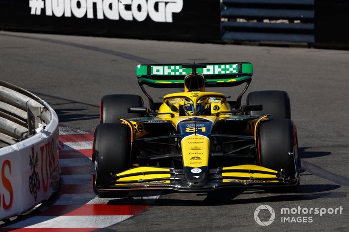 Oscar Piastri, McLaren MCL38