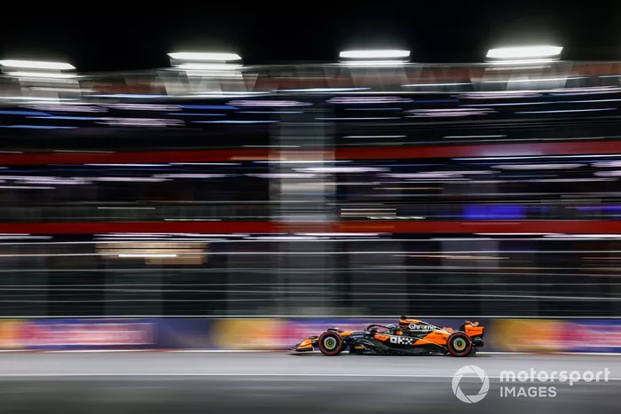 Oscar Piastri, McLaren MCL38