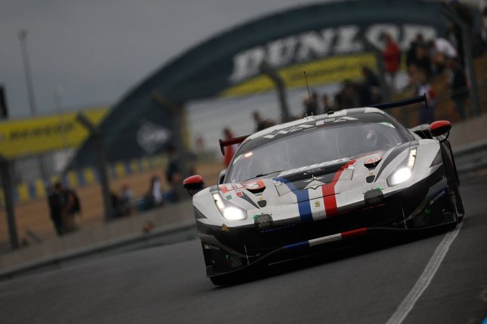 #83 AF Corse Ferrari 488 GTE EVO LMGTE Am, FranÁois Perrodo, Nicklas Nielsen, Alessio Rovera