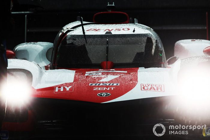 #7 Toyota Gazoo Racing Toyota GR010 - Hybrid Hypercar, Mike Conway, Kamui Kobayashi, José María López 