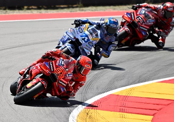 Alex Marquez, Gresini Racing, Marc Marquez, Ducati Team