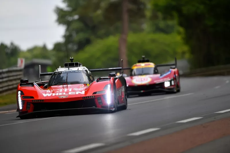 #311 Cadillac Whelen Cadillac V-Series.R : Jack Aitken, Felipe Drugovich, Frederik Vesti