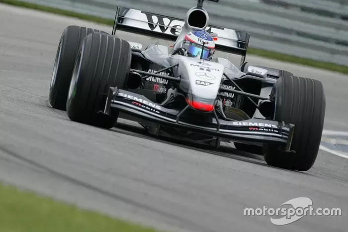 McLaren MP4/17D (2003)
