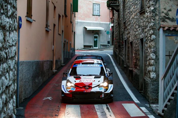 Sébastien Ogier, Julien Ingrassia, Toyota Gazoo Racing WRT Toyota Yaris WRC