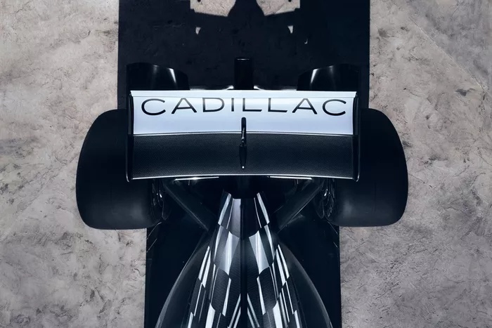 زي كاديلاك F1