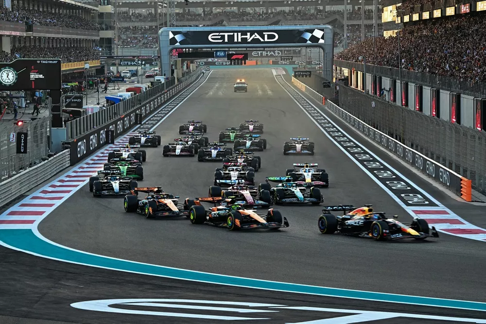 Notez les pilotes et la course après le GP d'Abu Dhabi 2025