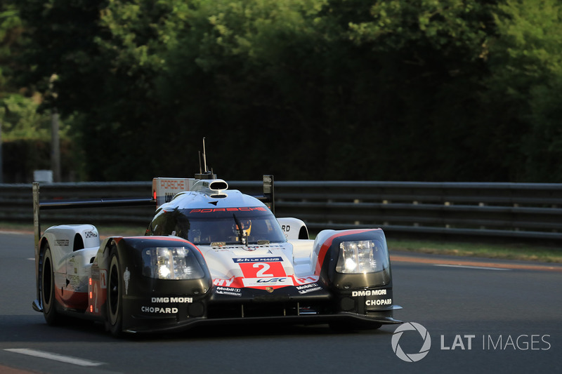 2017: Timo Bernhard, Earl Bamber, Brendon Hartley, Porsche 919 Hybrid