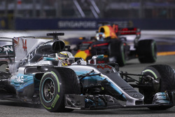 Льюіс Хемілтон, Mercedes AMG F1 W08, Даніель Ріккардо, Red Bull Racing RB13