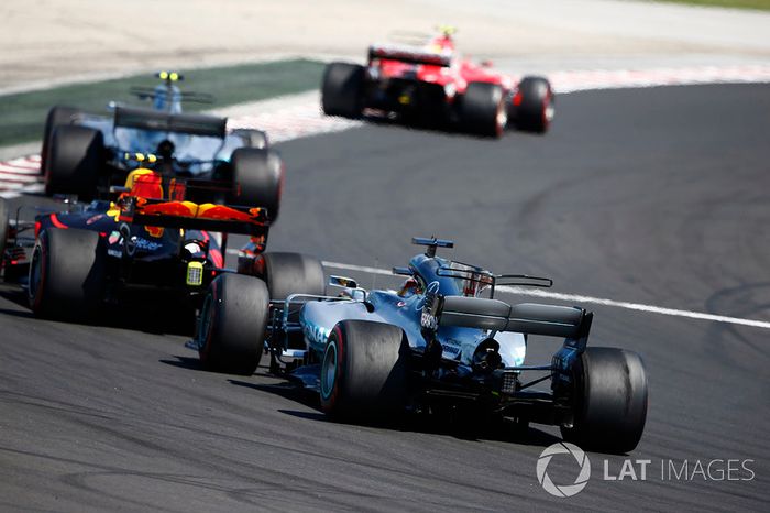  Kimi Raikkonen, Ferrari SF70H, Valtteri Bottas, Mercedes AMG F1 W08, Max Verstappen, Red Bull Racing RB13 and Lewis Hamilton, Mercedes AMG F1 W08