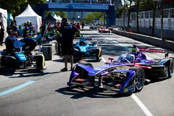 Sam Bird, DS Virgin Racing, quitte les stands