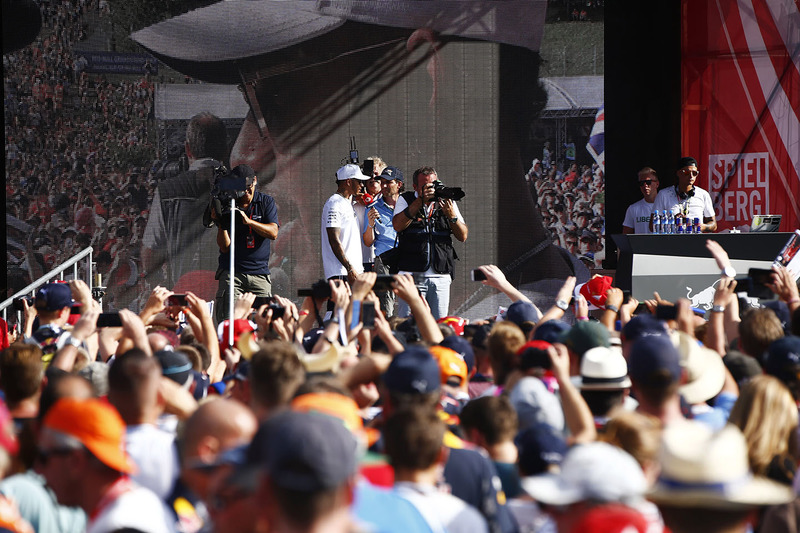 Lewis Hamilton, Mercedes AMG F1