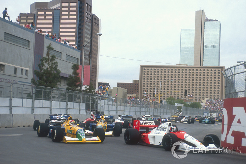 Gerhard Berger, McLaren MP4/6 Honda, Nelson Piquet and Roberto Moreno, Benetton B190B Ford