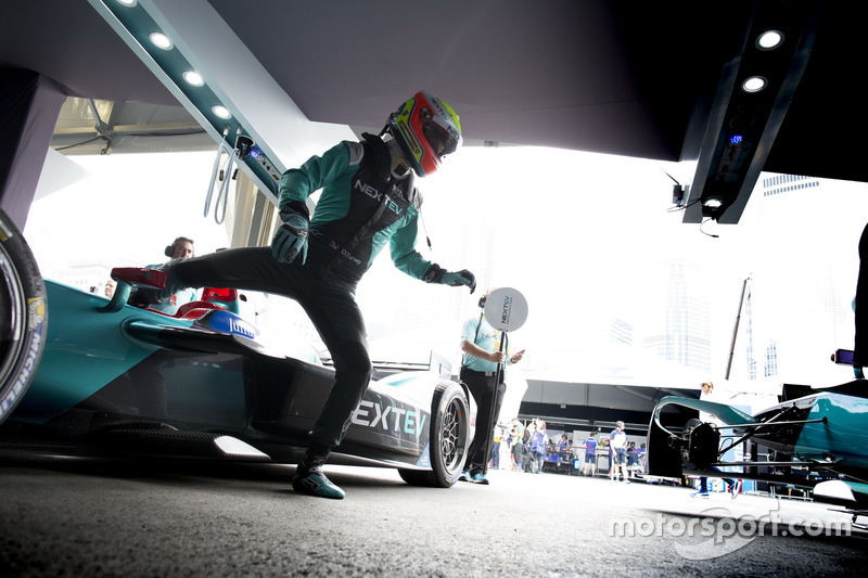 6. Відпрацювання піт-стопу Олівером Тьорві, NEXTEV TCR Formula E Team