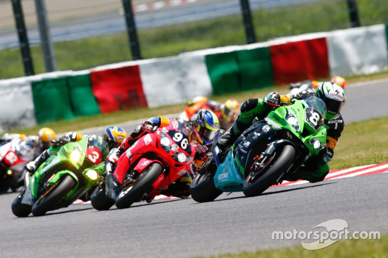 #8 Team Bolliger Switzerland, Kawasaki: Horst Saiger, Michael Savary, Gianluca Vizziello