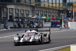 #1 Porsche Team Porsche 919 Hybrid: Timo Bernhard, Mark Webber, Brendon Hartley