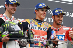Podium: winnaar Marc Marquez, Repsol Honda Team, tweede plaats Cal Crutchlow, Team LCR Honda, derde