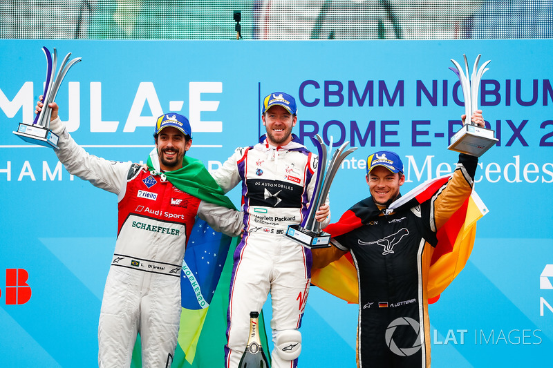 Podio: ganador de la carrera Sam Bird, DS Virgin Racing, segundo lugar Lucas di Grassi, Audi Sport ABT Schaeffler, y tercer lugar Andre Lotterer, Techeetah