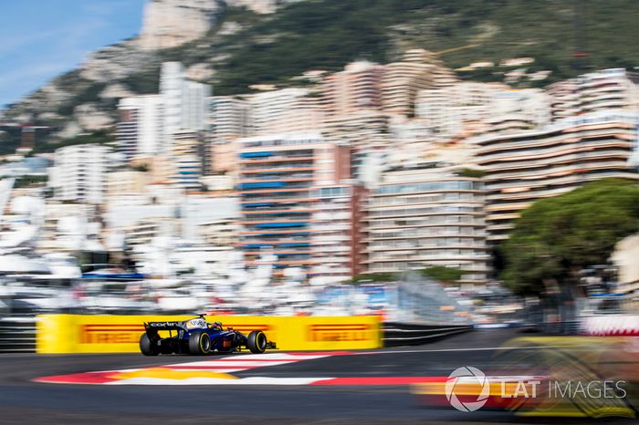 Sergio Sette Camara, Carlin