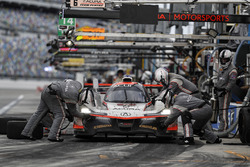 #6 Acura Team Penske Acura DPi, P: Dane Cameron, Juan Pablo Montoya, Simon Pagenaud, pit stop