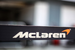 McLaren, logo