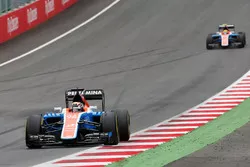 Pascal Wehrlein, Manor Racing MRT05