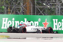 Felipe Massa, Williams FW38 choca en la práctica 1