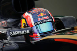 Daniil Kvyat, Scuderia Toro Rosso STR11
