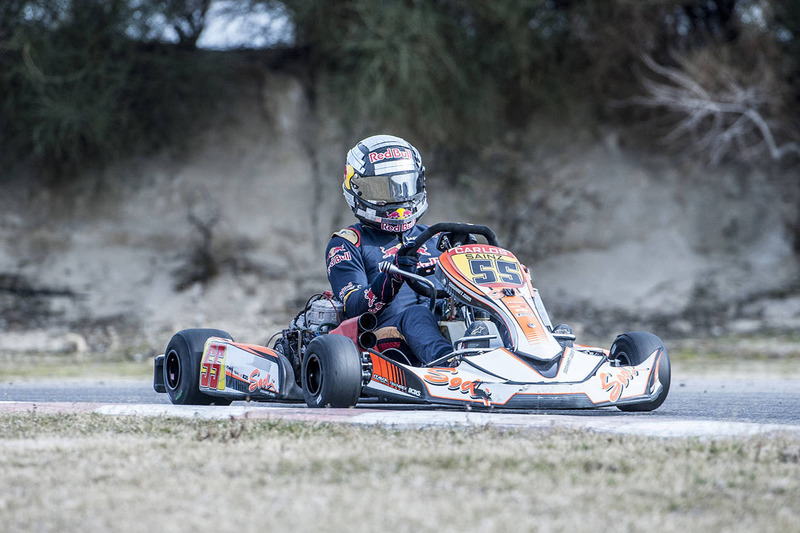 Carlos Sainz Jr., Scuderia Toro Rosso entrenando en el circuito de karting de Recas (Toledo)