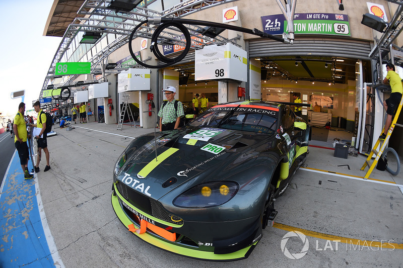 #95 Aston Martin Racing Aston Martin Vantage: Nicki Thiim, Marco Sorensen, Richie Stanaway