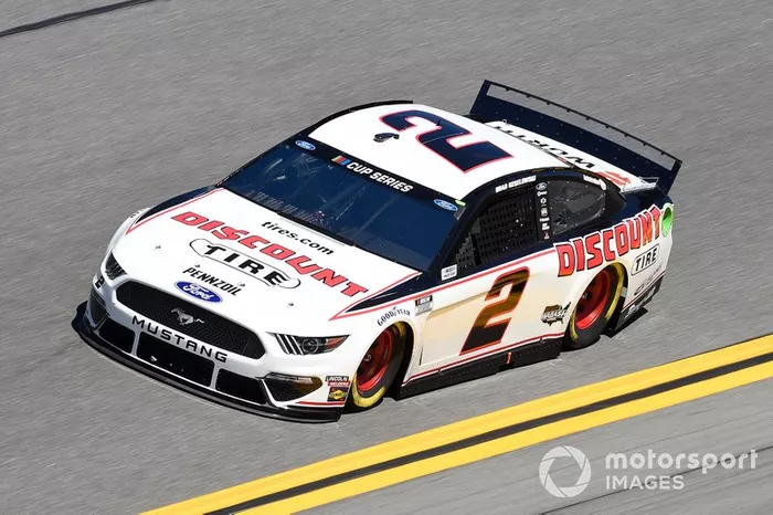 Brad Keselowski (Penske-Ford): 5000 Punkte