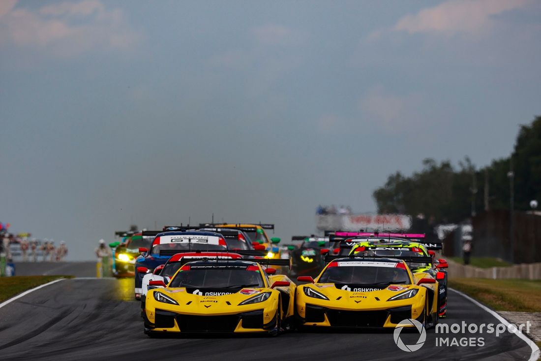 #3 Corvette Racing by Pratt Miller Motorsports Corvette Z06 GT3.R: Antonio Garcia, Alexander Sims, #4 Corvette Racing by Pratt Miller Motorsports Corvette Z06 GT3.R: Tommy Milner, Nicky Catsburg