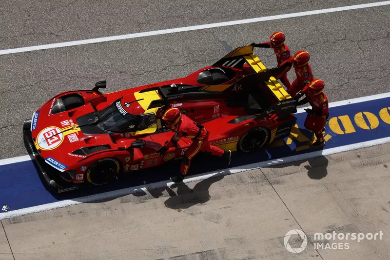 #51 AF Corse Ferrari 499P : Alessandro Pier Guidi, James Calado, Antonio Giovinazzi