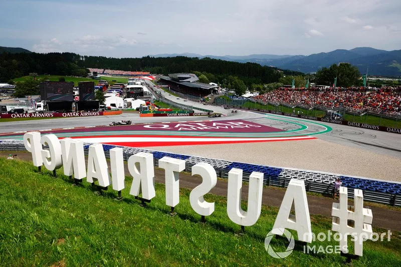 Nico Hulkenberg, Haas VF-24, Esteban Ocon, Alpine A524, Kevin Magnussen, Haas VF-24