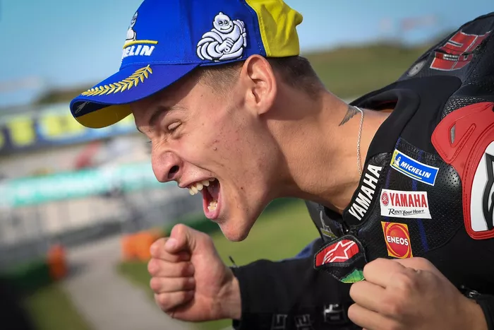 Fabio Quartararo, Yamaha Factory Racing, fête son titre de champion du monde