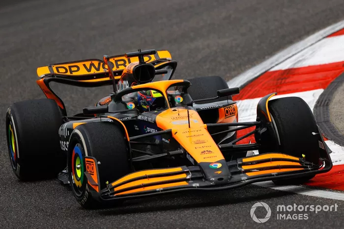 Oscar Piastri, McLaren MCL38