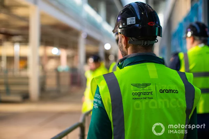 Visita a la fábrica de Aston Martin en Silverstone