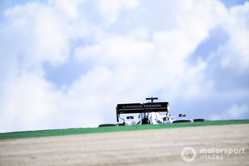 Daniil Kvyat, AlphaTauri AT01