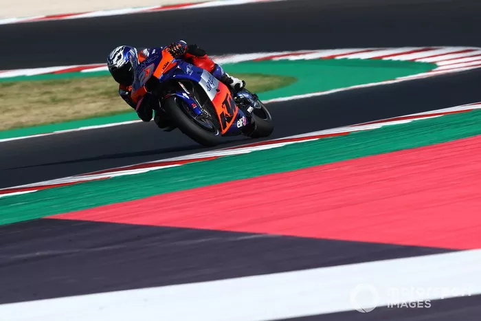 Iker Lecuona, Red Bull KTM Tech 3