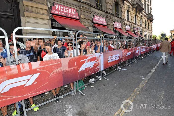 Fans