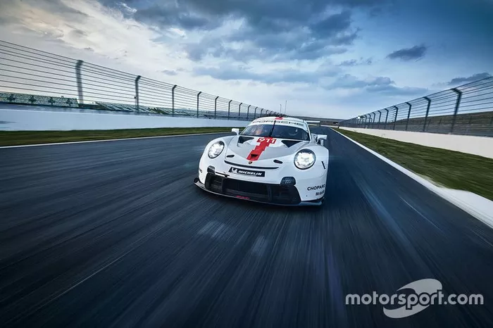 Porsche 911 RSR 2019