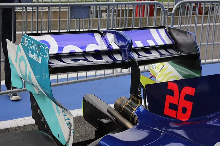Toro Rosso STR14: Heckflügel