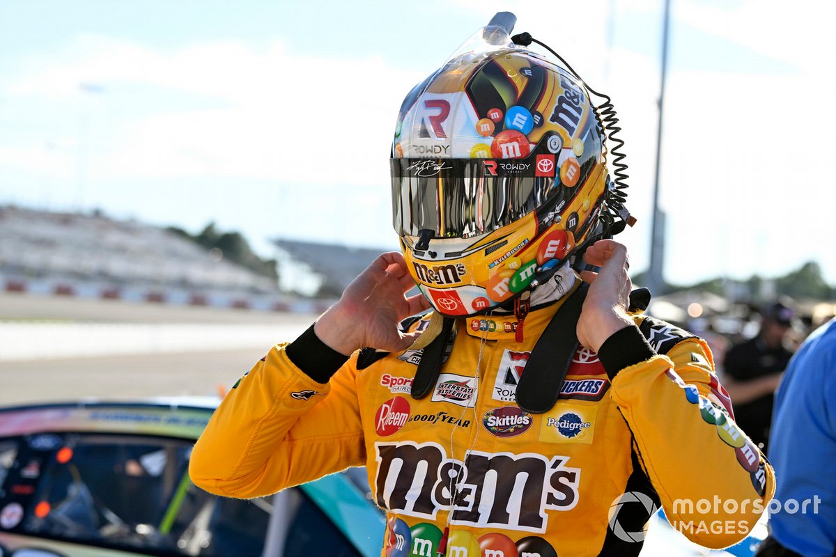 Kyle Busch, Joe Gibbs Racing, M&M's Toyota Camry