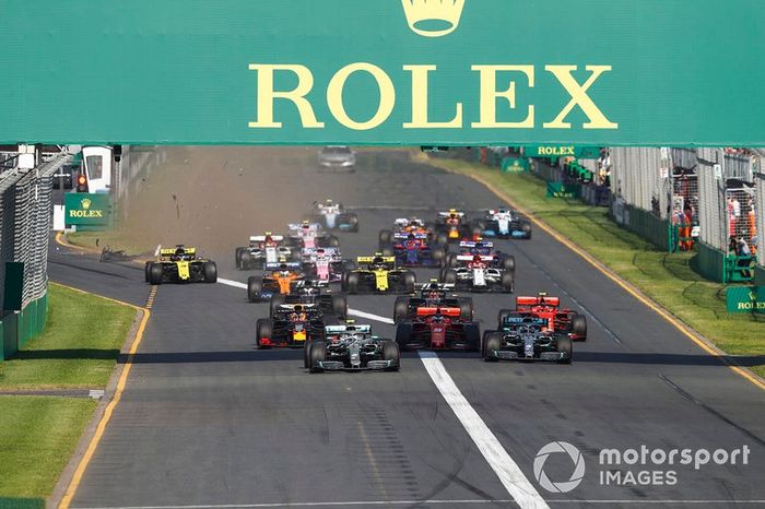 Valtteri Bottas, Mercedes AMG W10, Lewis Hamilton, Mercedes AMG F1 W10, Sebastian Vettel, Ferrari SF90, Charles Leclerc, Ferrari SF90, Max Verstappen, Red Bull Racing RB15, Daniel Ricciardo, Renault F1 Team R.S.19, con daño en el alerón