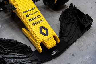 Lego Renault R.S.17, dettaglio dell'ala anteriore