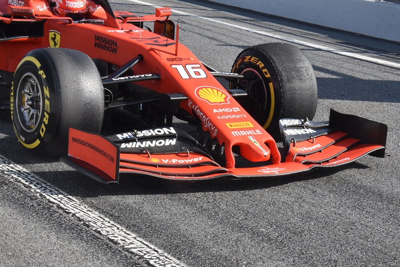 Ferrari SF90, első szárny, részlet