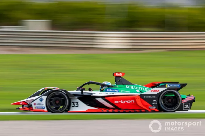 #33 - Rene Rast (Team: Abt-Audi, Antrieb: Audi)